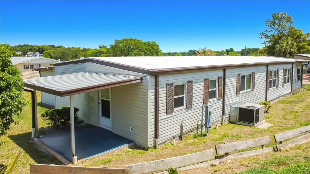 2002 SW Live Oak Lane Zellwood FL 32798