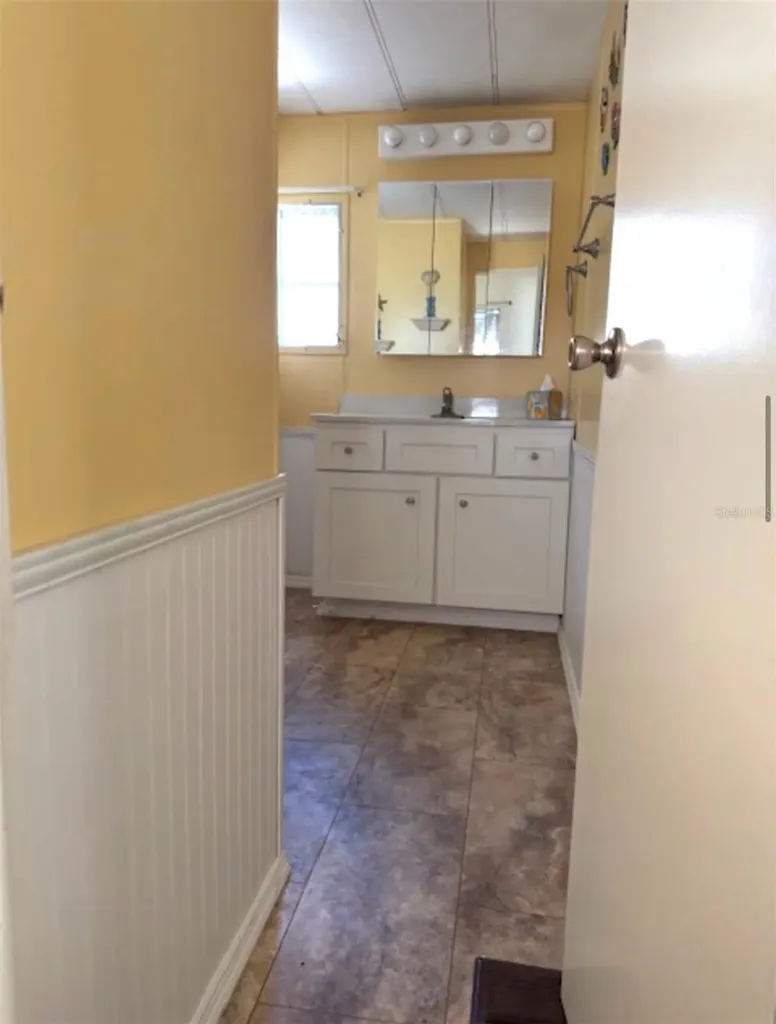 1800 Englewood Road Englewood FL 34223