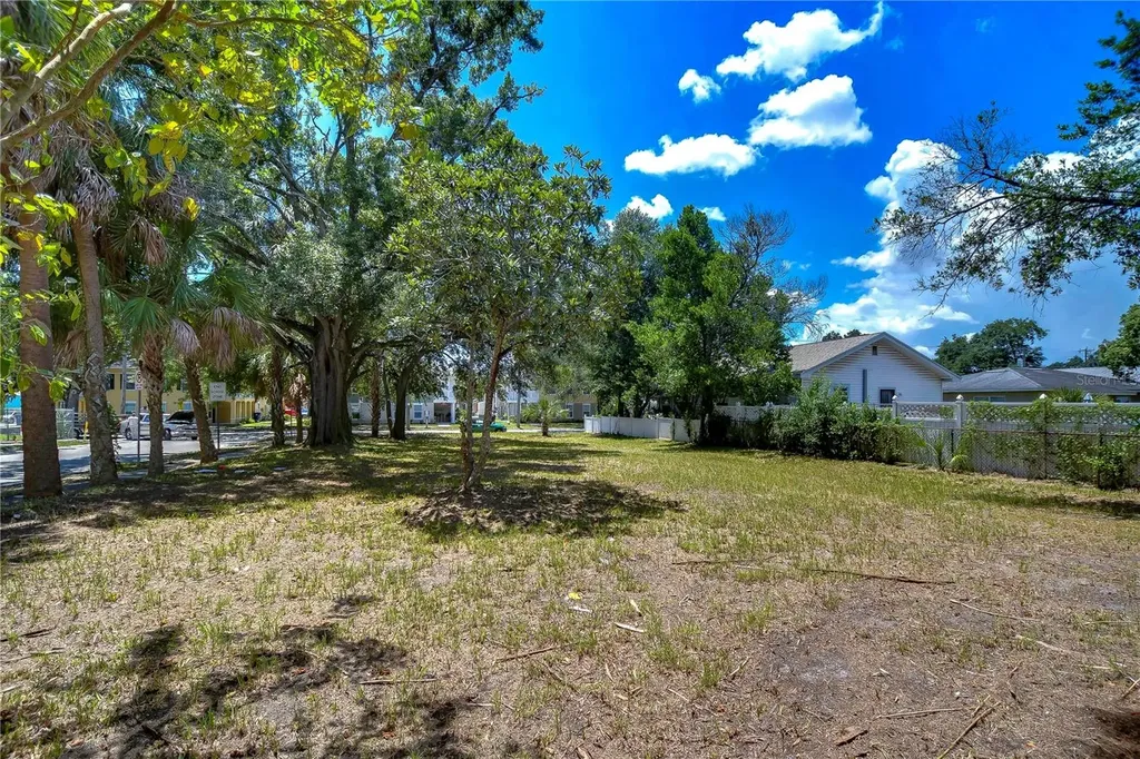1522 E 26th Avenue Tampa FL 33605