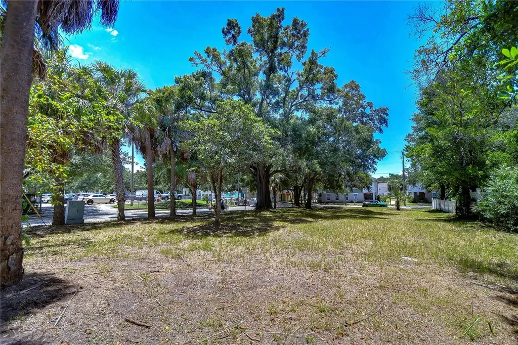 1522 E 26th Avenue Tampa FL 33605