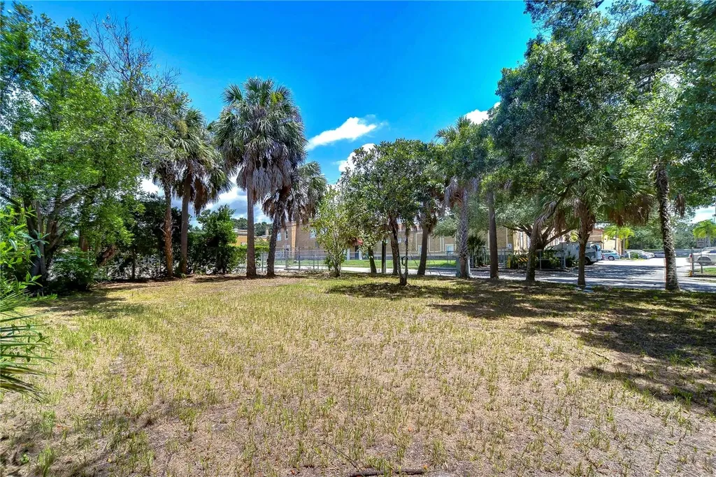 1522 E 26th Avenue Tampa FL 33605