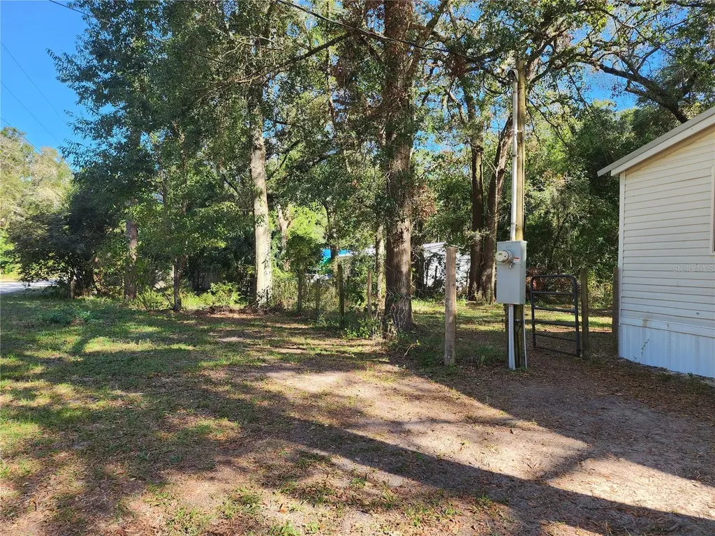 7351 NW 170th Street Trenton FL 32693