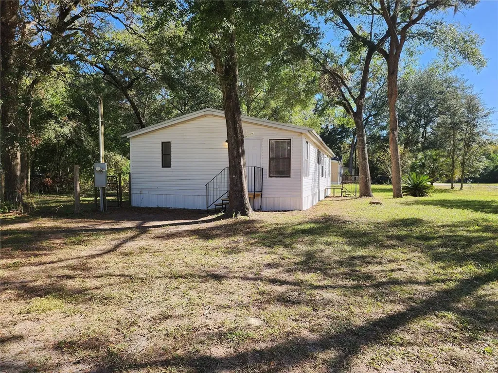 7351 NW 170th Street Trenton FL 32693