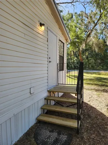 7351 NW 170th Street Trenton FL 32693