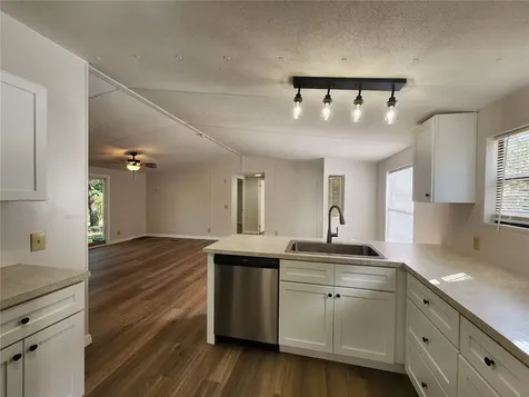 7351 NW 170th Street Trenton FL 32693