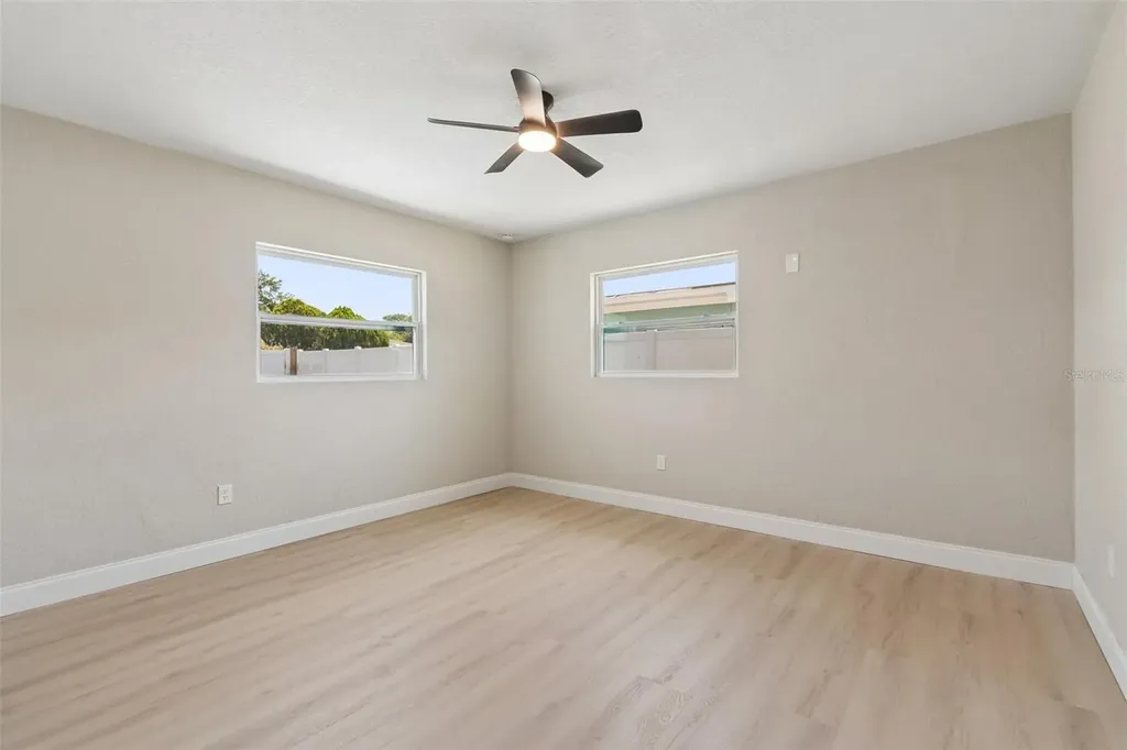 10229 N Valle Drive Tampa FL 33612