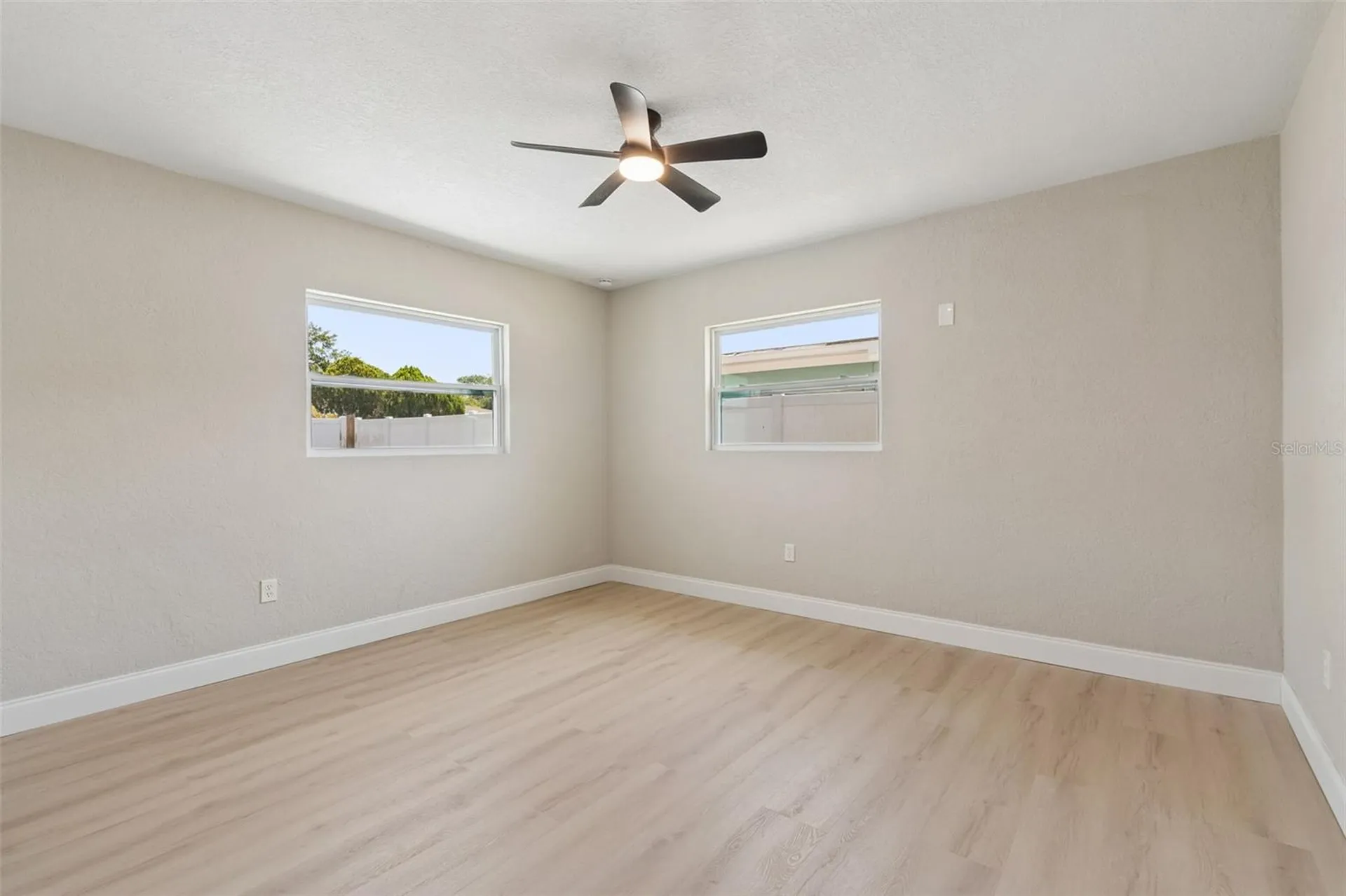 10229 N Valle Drive Tampa FL 33612