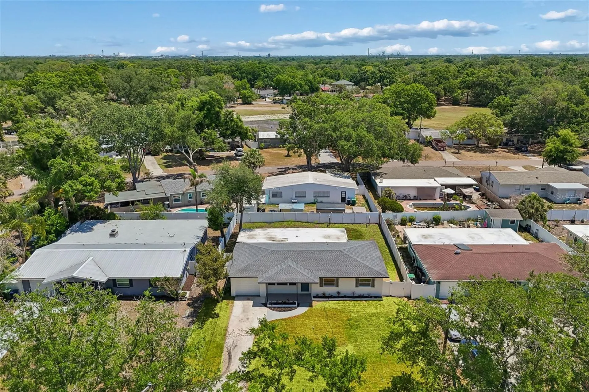 10229 N Valle Drive Tampa FL 33612