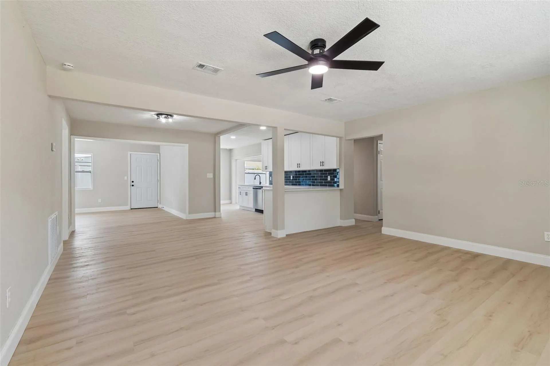 10229 N Valle Drive Tampa FL 33612