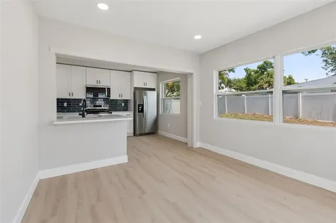 10229 N Valle Drive Tampa FL 33612