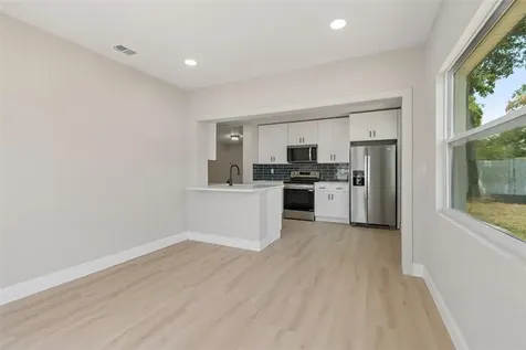 10229 N Valle Drive Tampa FL 33612