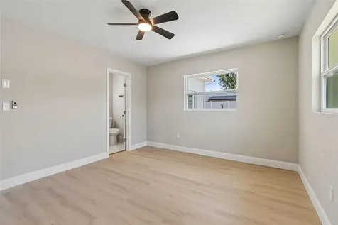 10229 N Valle Drive Tampa FL 33612