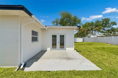 10229 N Valle Drive Tampa FL 33612