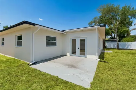 10229 N Valle Drive Tampa FL 33612
