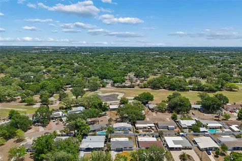 10229 N Valle Drive Tampa FL 33612