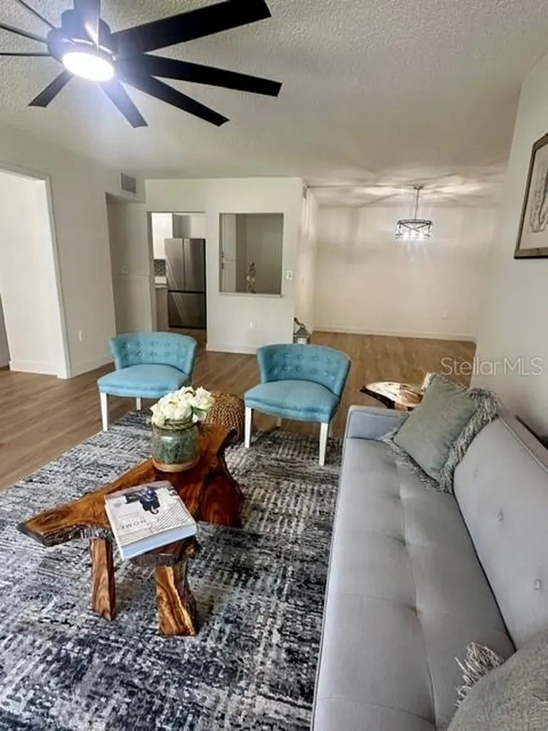 3211 Lake Pine Way E Tarpon Springs FL 34688