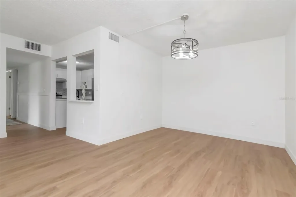 3211 Lake Pine Way E Tarpon Springs FL 34688