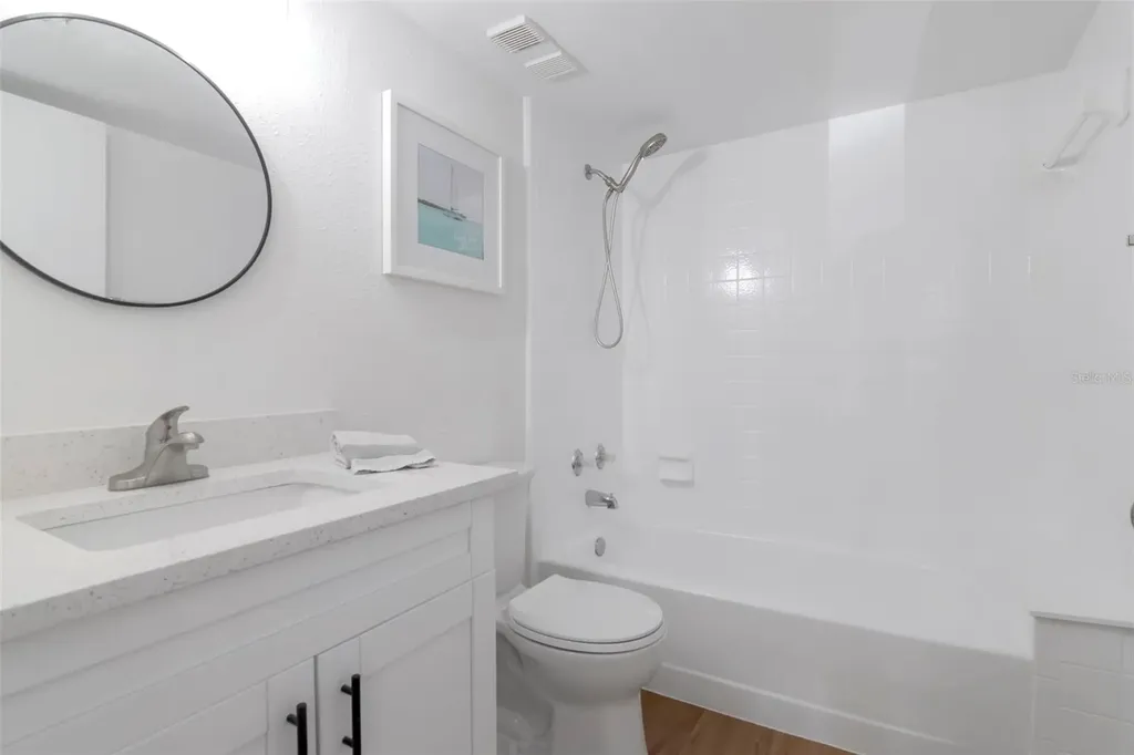 3211 Lake Pine Way E Tarpon Springs FL 34688