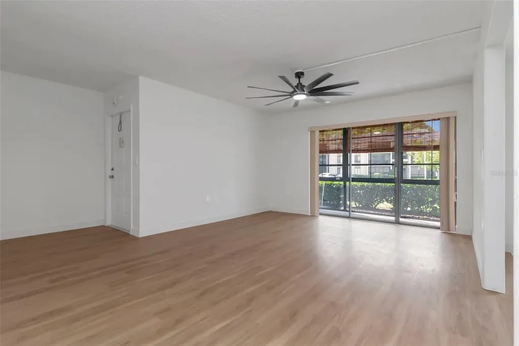 3211 Lake Pine Way E Tarpon Springs FL 34688