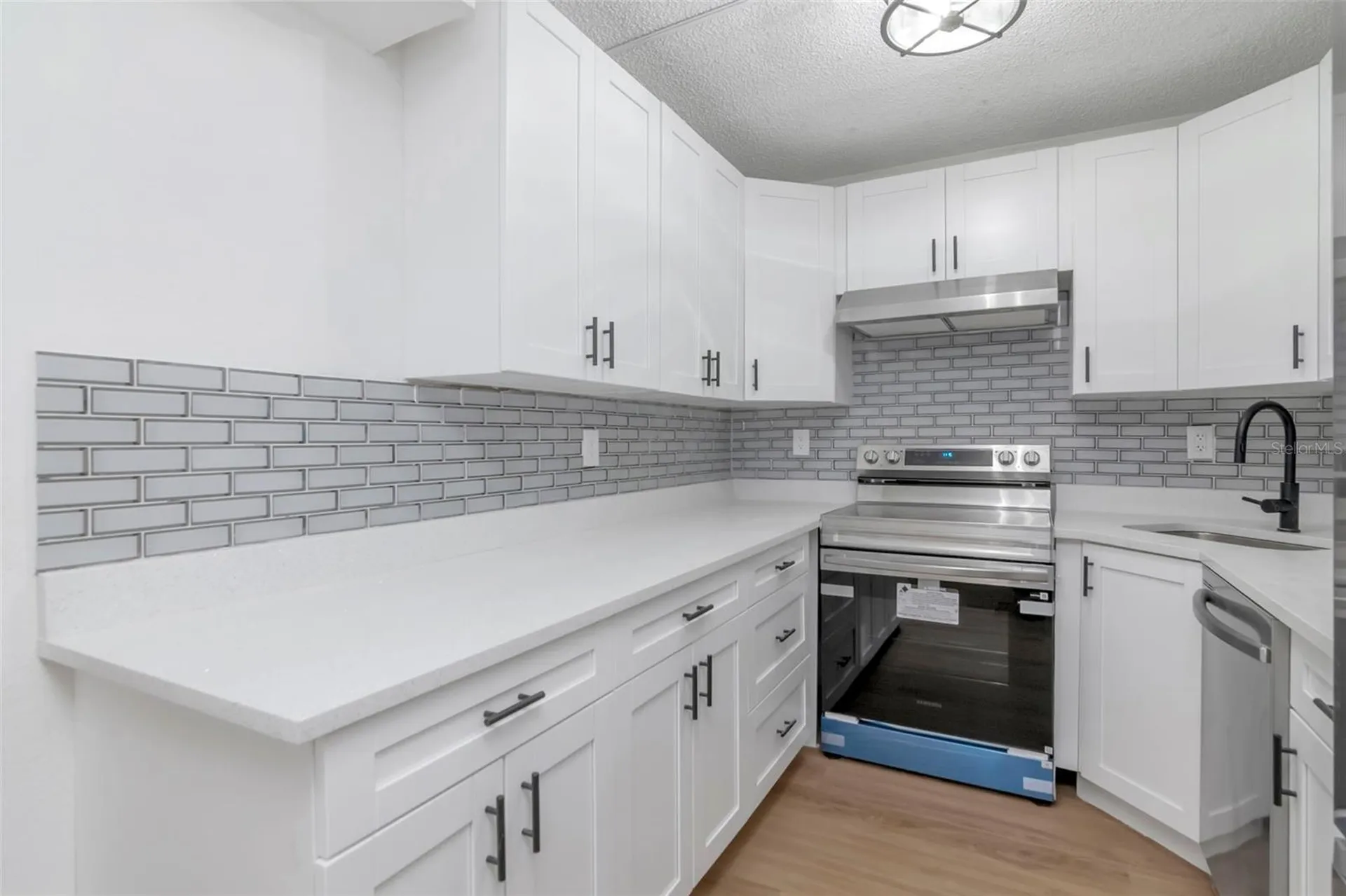 3211 Lake Pine Way E Tarpon Springs FL 34688