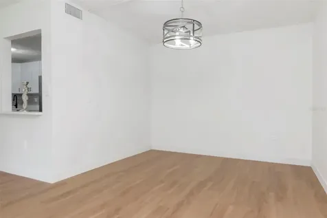 3211 Lake Pine Way E Tarpon Springs FL 34688