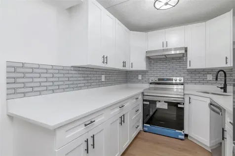 3211 Lake Pine Way E Tarpon Springs FL 34688
