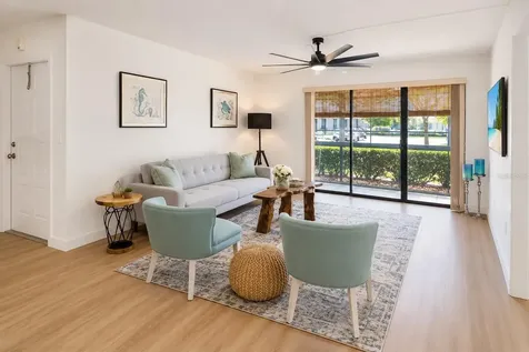 3211 Lake Pine Way E Tarpon Springs FL 34688