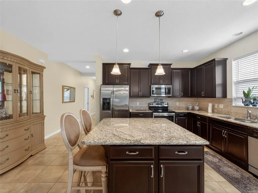 2516 Isabela Terrace Kissimmee FL 34743
