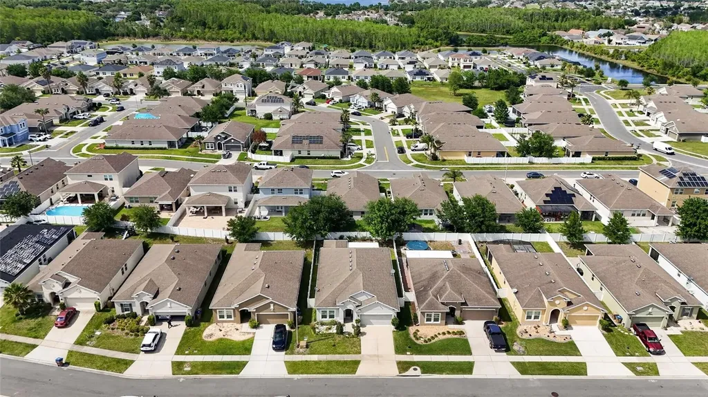 2516 Isabela Terrace Kissimmee FL 34743