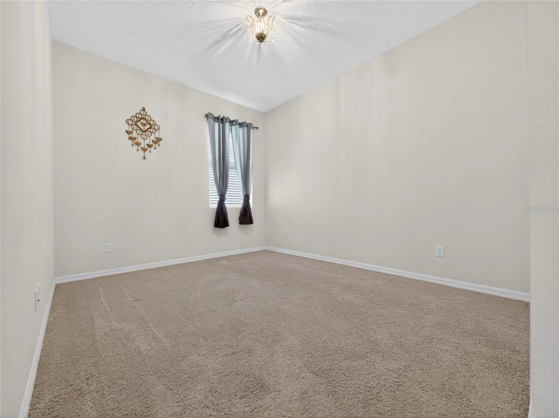 2516 Isabela Terrace Kissimmee FL 34743
