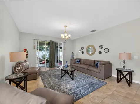 2516 Isabela Terrace Kissimmee FL 34743