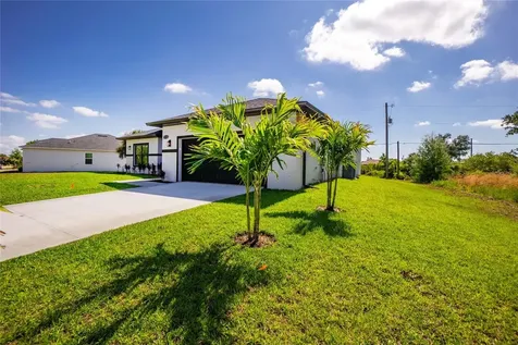 7316 Donahue Street Port Charlotte FL 33981