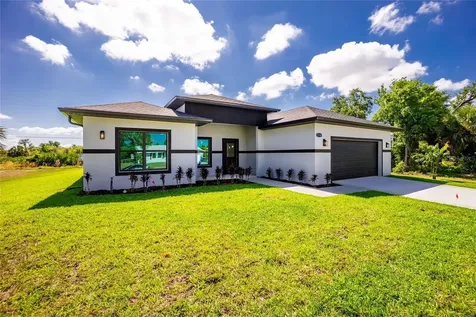 7316 Donahue Street Port Charlotte FL 33981