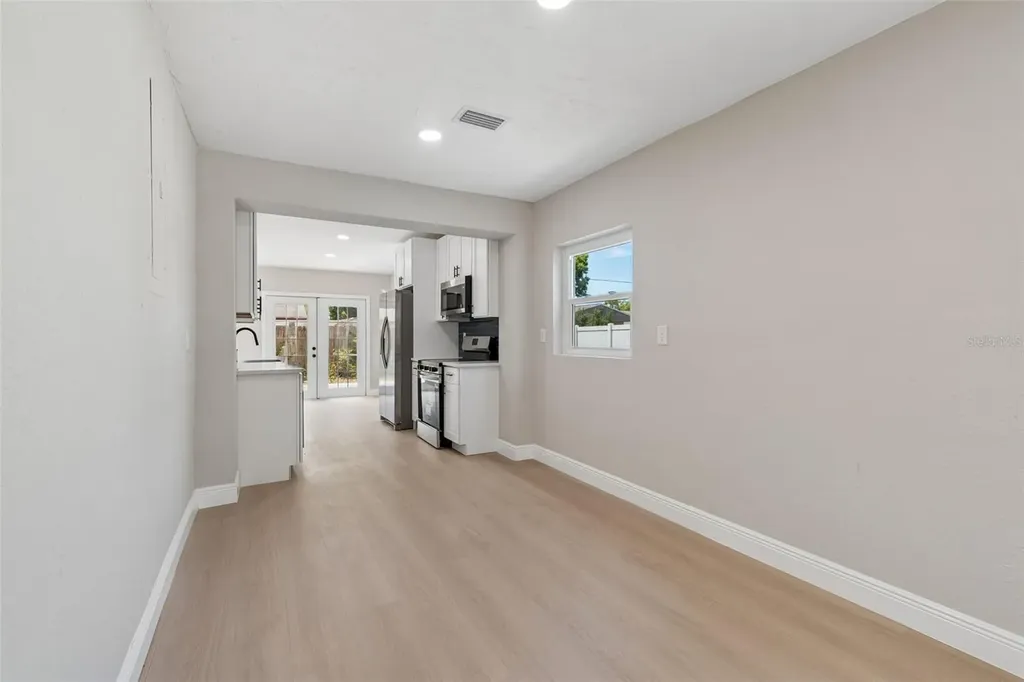 3912 W Pine Street Tampa FL 33607