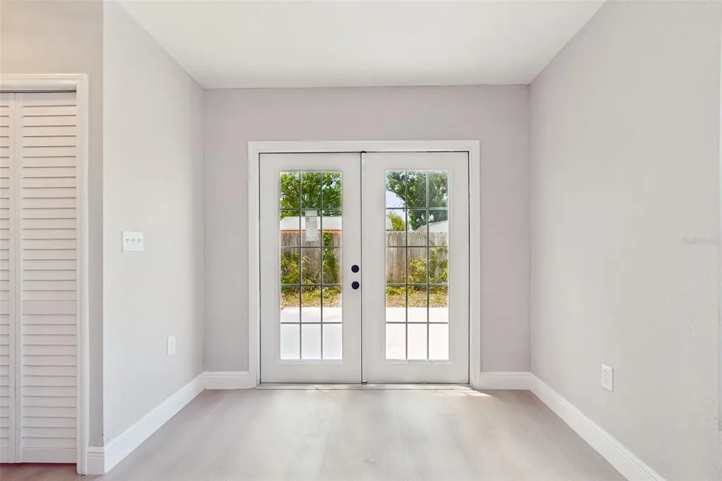 3912 W Pine Street Tampa FL 33607