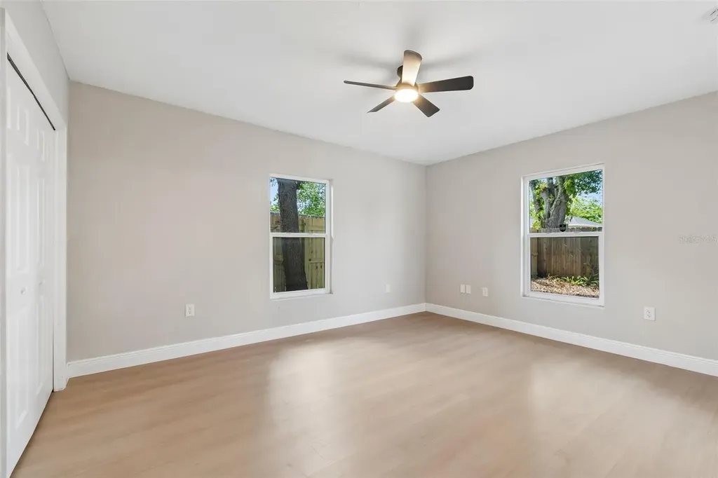 3912 W Pine Street Tampa FL 33607