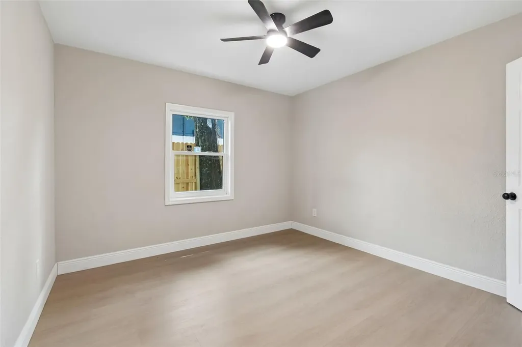 3912 W Pine Street Tampa FL 33607