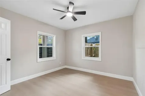 3912 W Pine Street Tampa FL 33607