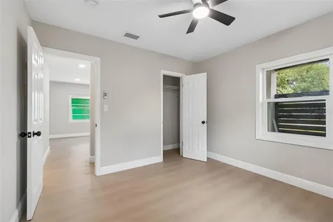 3912 W Pine Street Tampa FL 33607