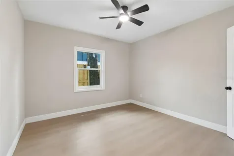 3912 W Pine Street Tampa FL 33607