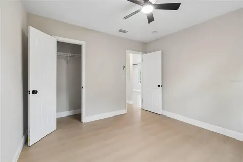 3912 W Pine Street Tampa FL 33607