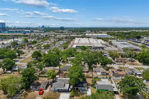 3912 W Pine Street Tampa FL 33607