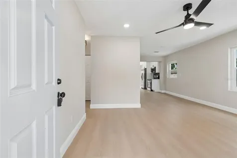 3912 W Pine Street Tampa FL 33607