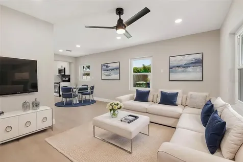 3912 W Pine Street Tampa FL 33607