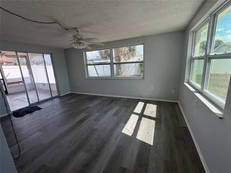 10826 Piccadilly Road Port Richey FL 34668
