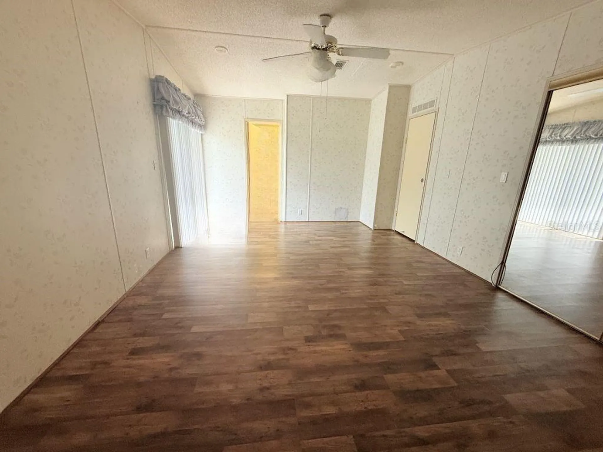 220 Ellsworth Drive Kissimmee FL 34758