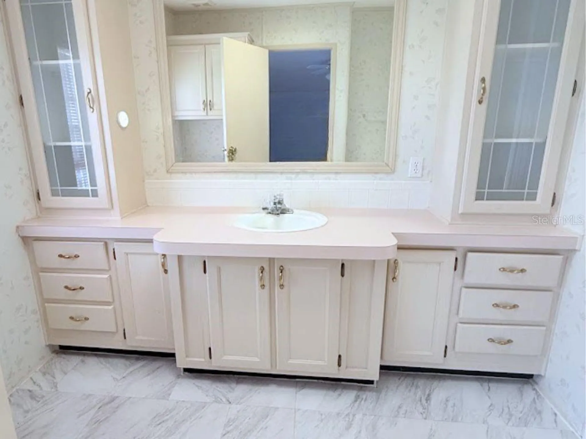 220 Ellsworth Drive Kissimmee FL 34758