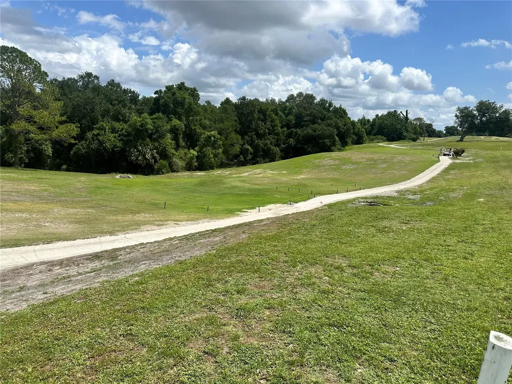 3951 Greenbluff Road Zellwood FL 32798