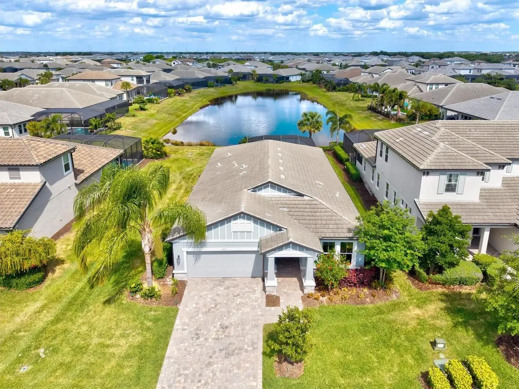 4719 Winsome Way Bradenton FL 34211