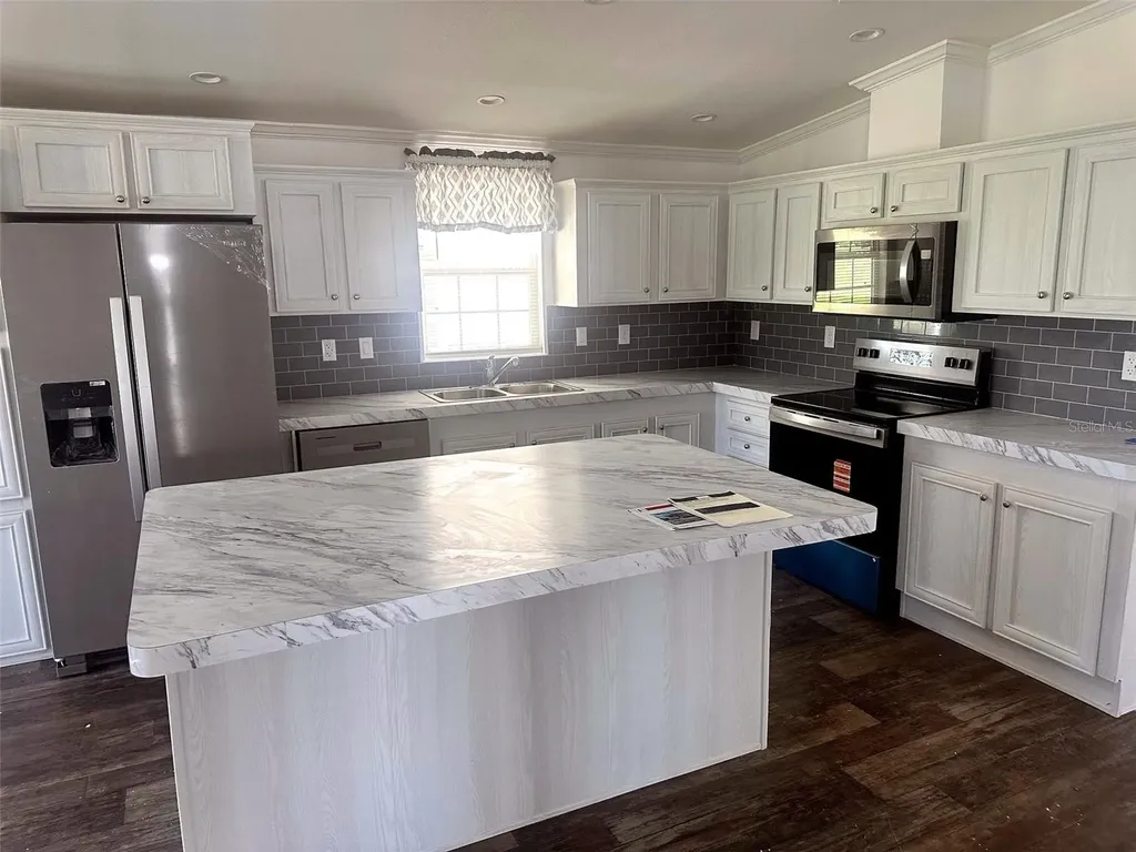 3492 Greenbluff Road Zellwood FL 32798